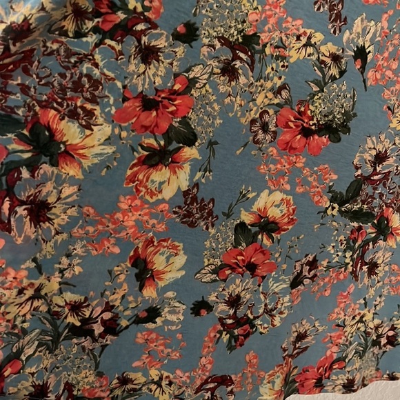 Angie Women’s Boho Floral Sleeveless Shift Dress. Blue multicolor. Size M - Picture 5 of 6